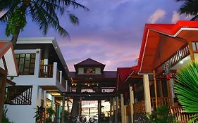 Villa Paulina Beach Resort y Spa